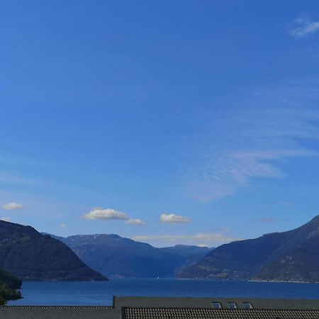 Kinsarvik Hostel Екстер'єр фото