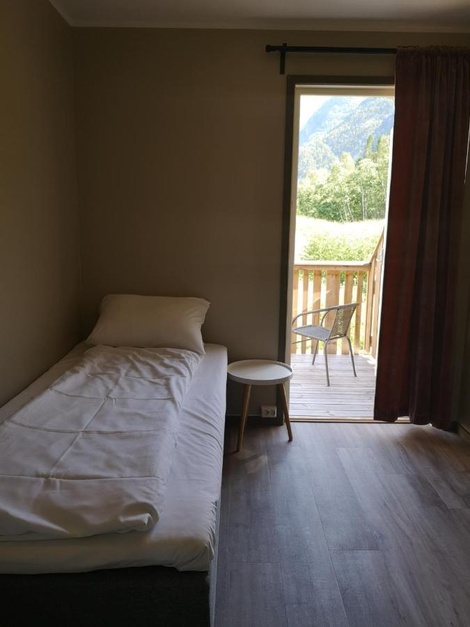 Kinsarvik Hostel Екстер'єр фото
